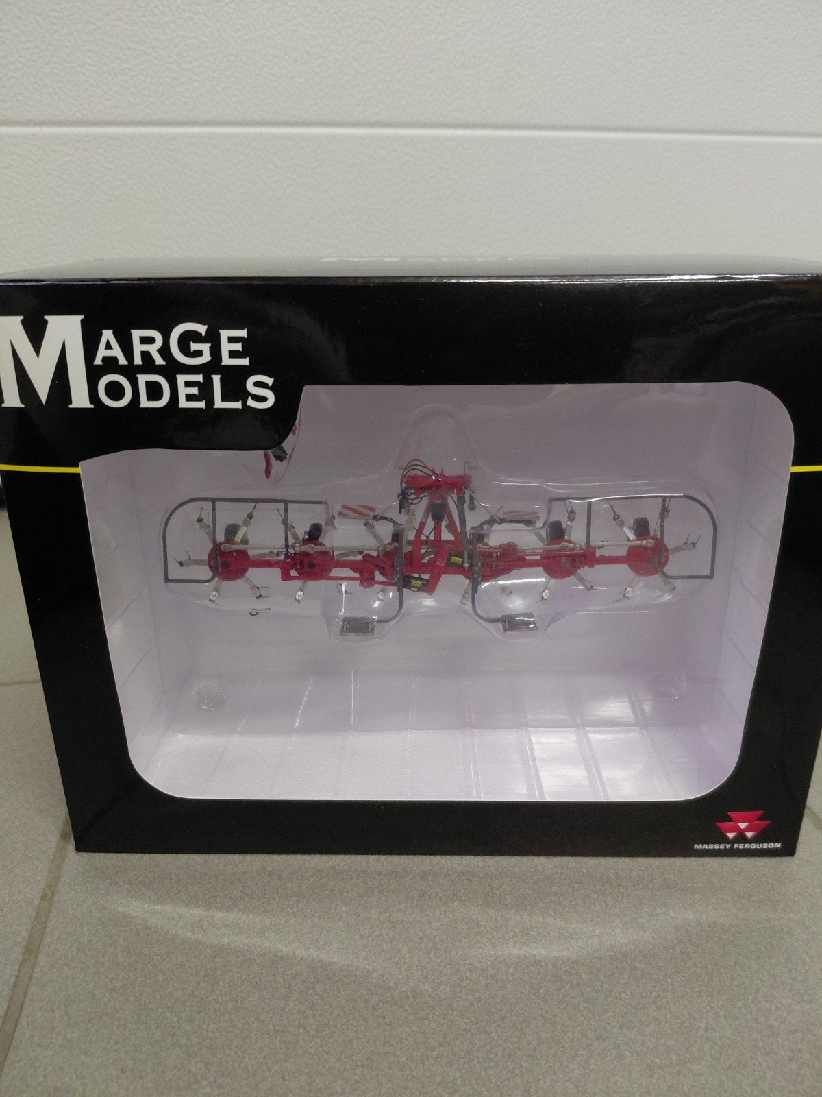 marge models schudder 1/32 Massey Ferguson TD676, Hobby & Loisirs créatifs, Voitures miniatures | 1:32, Enlèvement ou Envoi, Neuf
