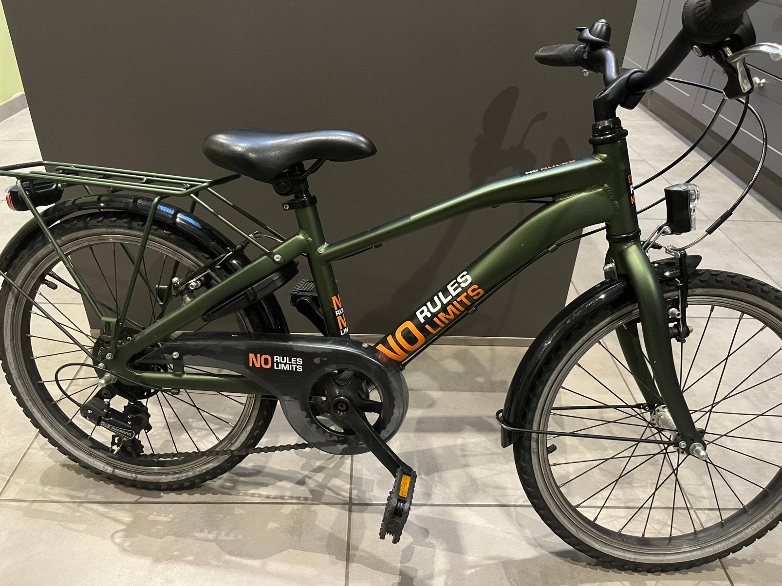 Kinderfiets 22 inch, Fietsen en Brommers, Ophalen, Gebruikt, Velgrem, Versnellingen