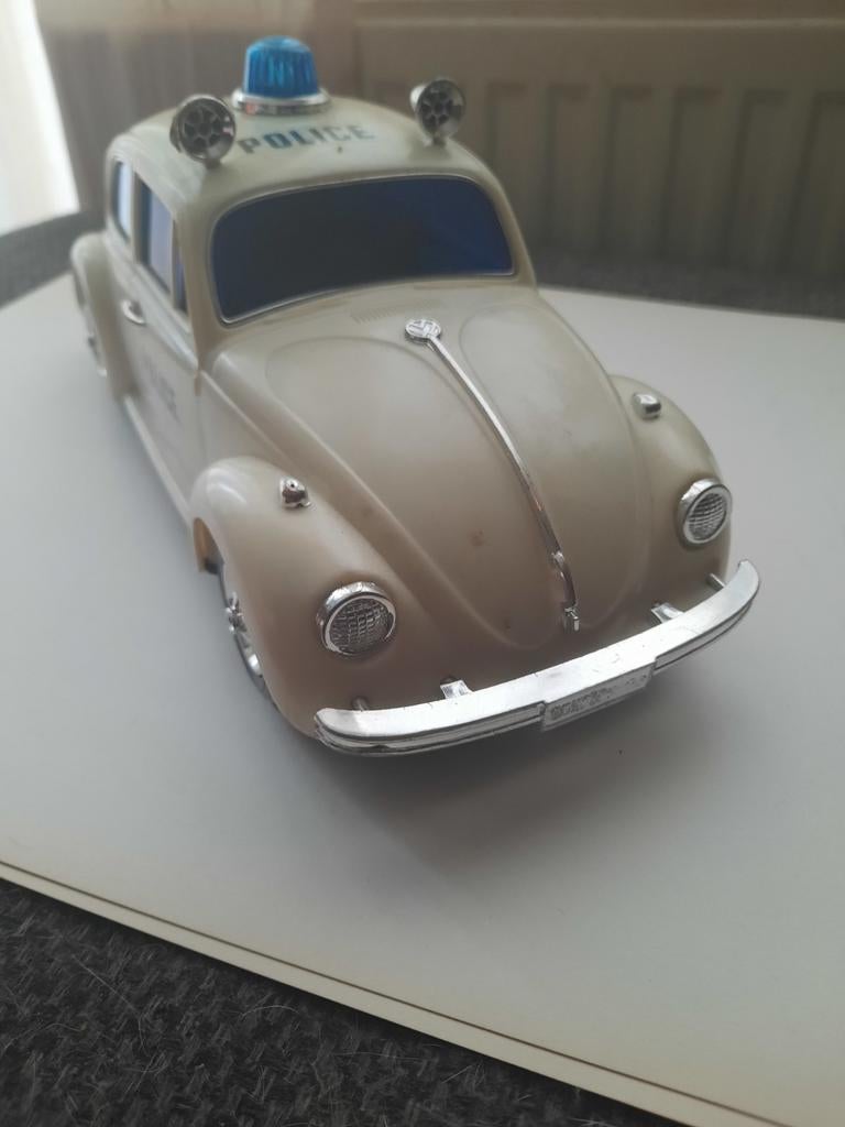 Vw keverke police car batterij aangedreven, Antiek en Kunst, Antiek | Speelgoed, Ophalen