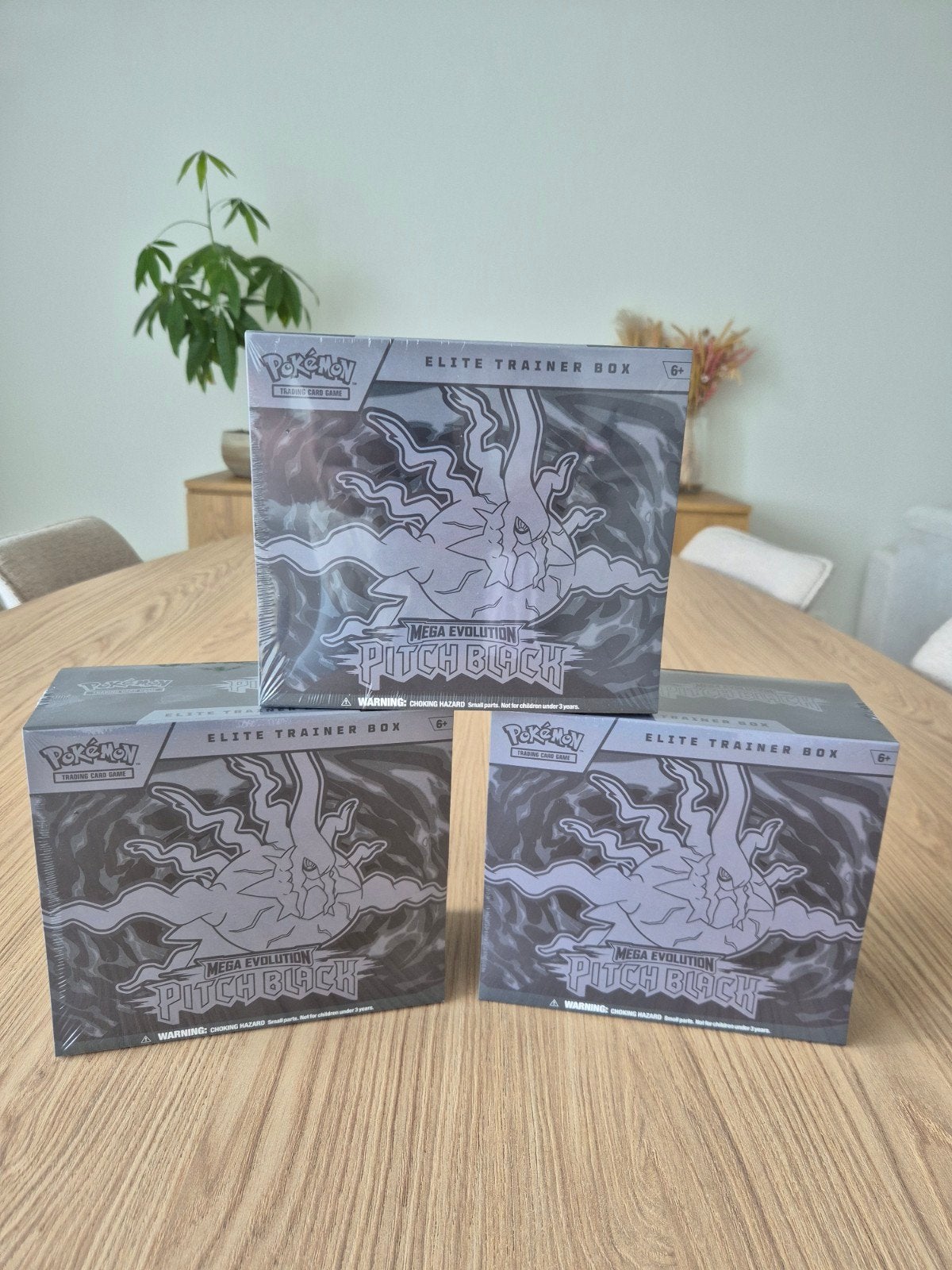 Pitch Black Etb, Enlèvement, Neuf, Plusieurs cartes, Foil