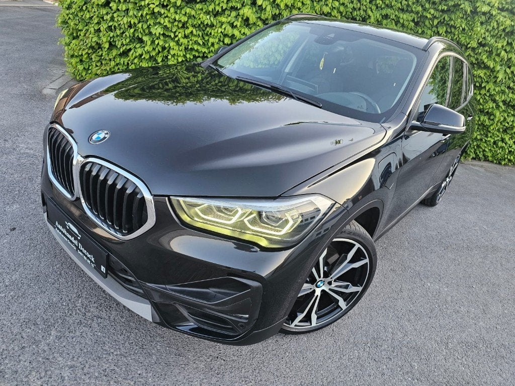 Bmw x1 1.5ia Xdrive 25e BTW | HEAD UP | LANE ASSIST, Stof, Zwart, Bedrijf, 5 zetels