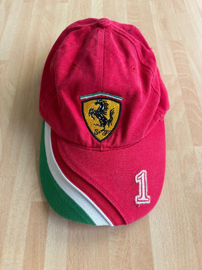 Ferrari kinderpet maat 58, Ophalen of Verzenden