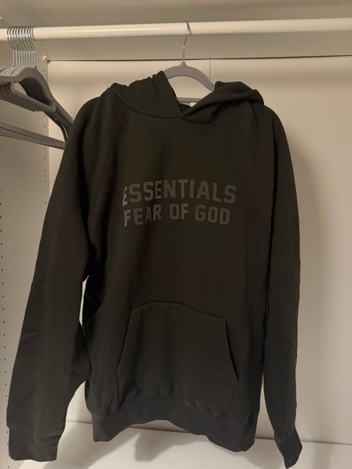 Essentials hoodie, Enlèvement ou Envoi, Comme neuf, Taille 56/58 (XL)