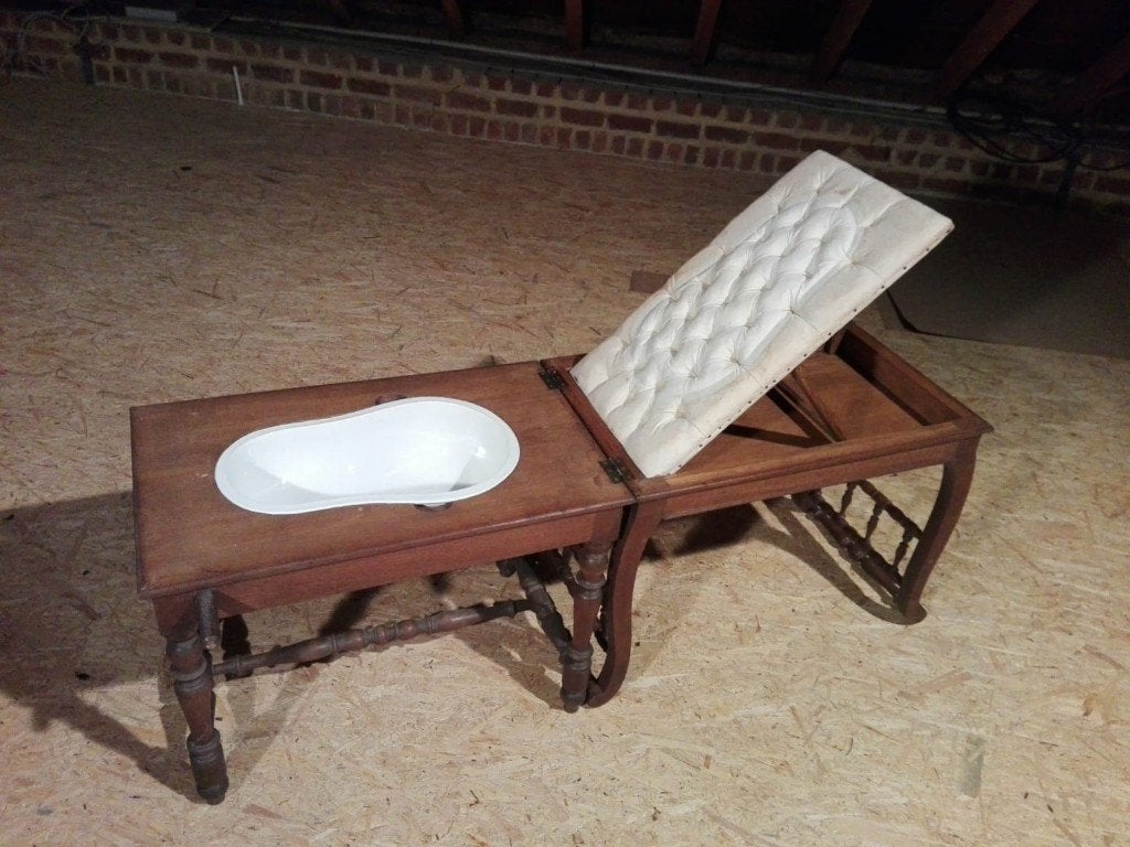 Ancienne chaise d’aisance / chaise percée en bois, Enlèvement