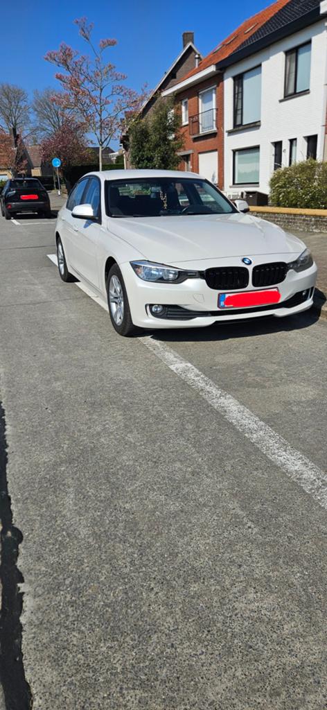 BMW 318D 2015, Auto's, BMW, 4 deurs, Achterwielaandrijving, Wit, Leder