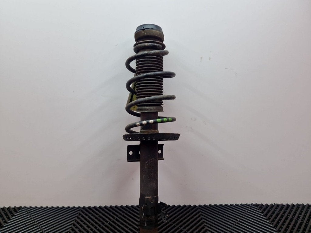 AMORTISSEUR OU ABSORBEUR DE CHOC AVANT GAUCHE Polo V (6R), Volkswagen, Volkswagen AG, Utilisé, Kundenbetreuung@volkswagen.de