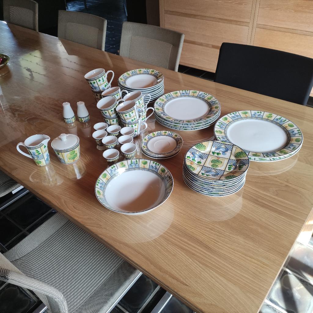 Servies: borden, tassen, melkpotje, enz. 39 stuks, Huis en Inrichting, Keuken | Servies, Ophalen, Zo goed als nieuw, Compleet servies