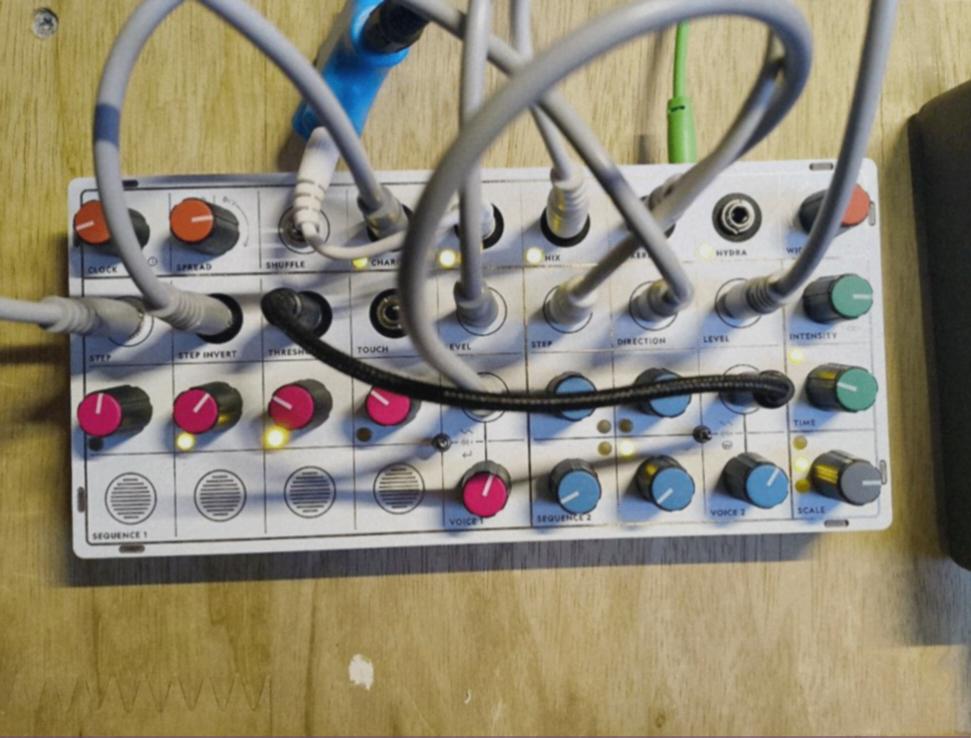 Modern Sounds Pluto Semimodularer Synthesizer, Muziek en Instrumenten, Synthesizers, Ophalen of Verzenden, Zo goed als nieuw