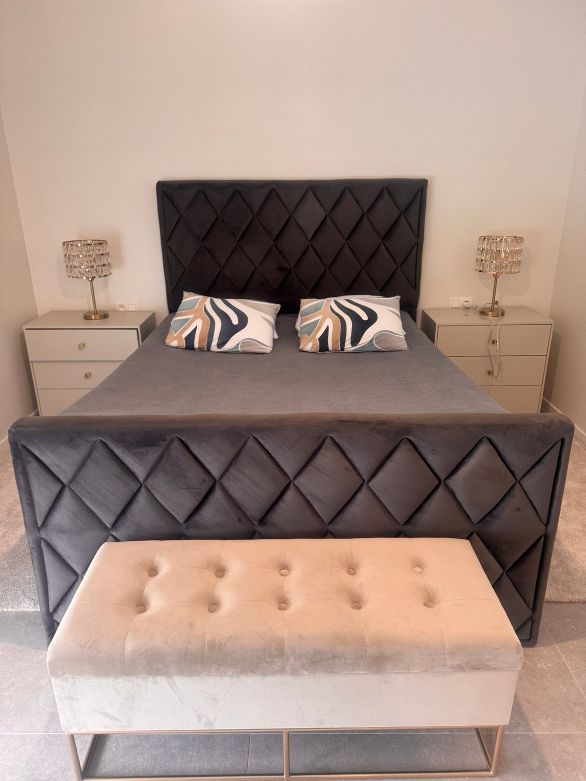 Bed met opbergruimte, Huis en Inrichting, Slaapkamer | Bedden, Ophalen, Zo goed als nieuw