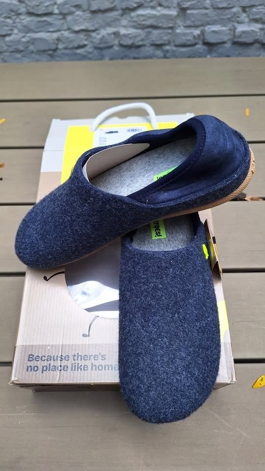Chaussons Hot Potatoes taille 40, Enfants & Bébés, Neuf, Garçon, Enlèvement, Autres types