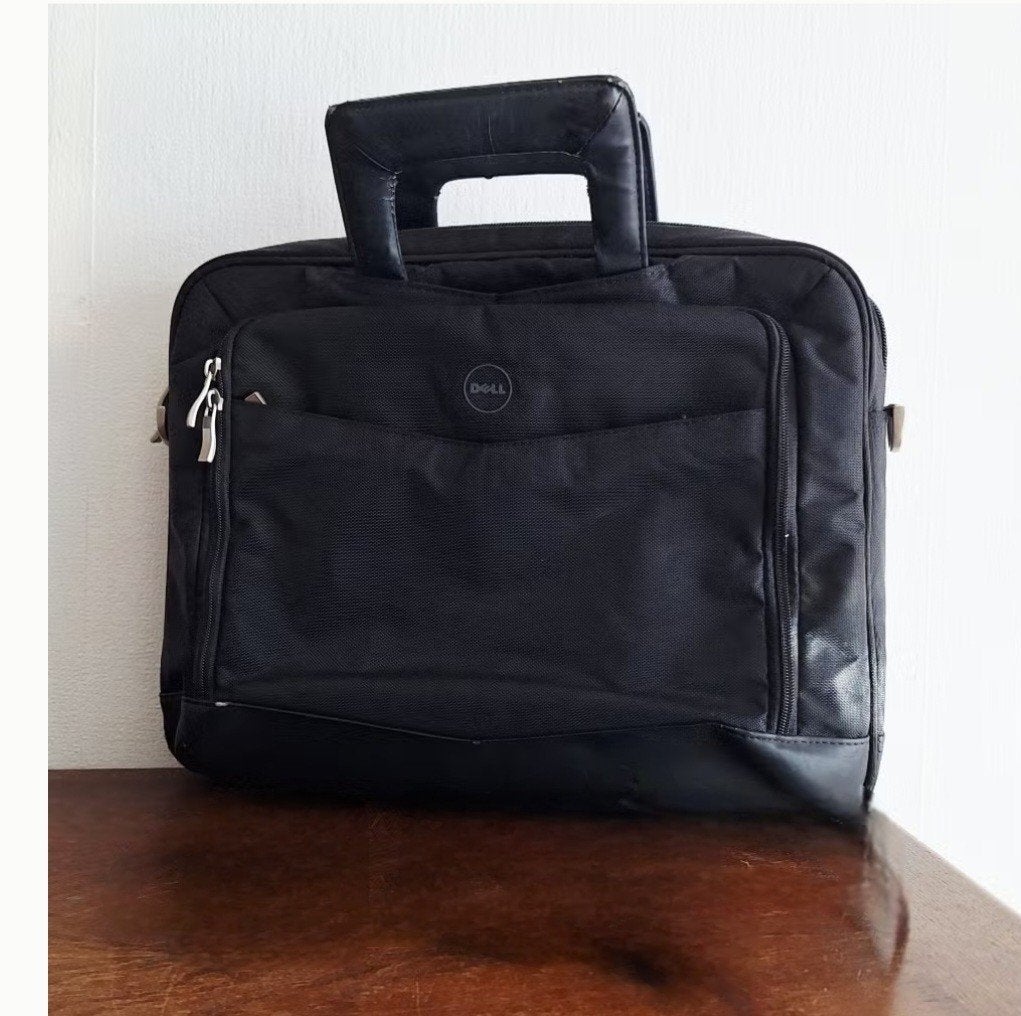 Dell laptop tas ,schoudervat inbegrepen, Computers en Software, Laptoptassen, Gebruikt, 15 inch, Dell, Ophalen of Verzenden