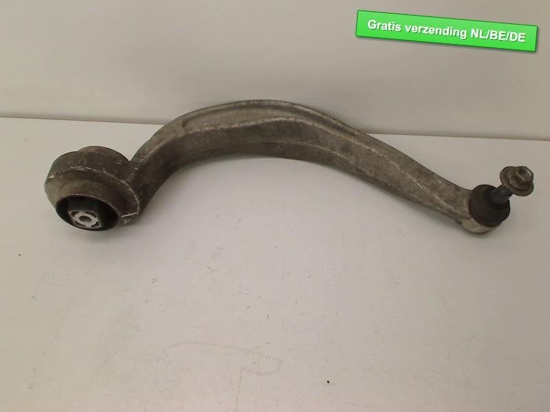 BRAS DE SUSPENSION AVANT GAUCHE INFERIEUR A4 Avant (B8), Auto-Union-Straße  1,
85057  Ingolstadt, DE, Info@audi.de, Audi, Utilisé