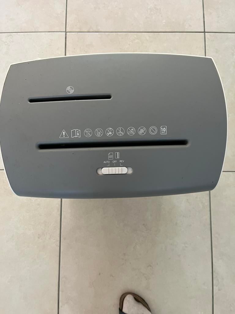 Papierversnipperaar, Diversen, Bureau-accessoires, Ophalen, Zo goed als nieuw