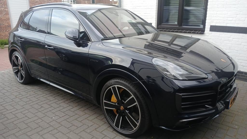 NL Porsche cayenne turbo s hybride! approved GARANTIE 1 jaar, Auto's, Porsche, Zwart, Leder, 5 zetels, Dealer onderhouden