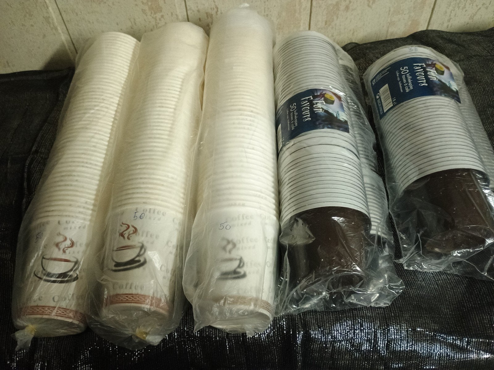 238 nouveaux sachets de café, Enlèvement ou Envoi, Neuf, Article de fête