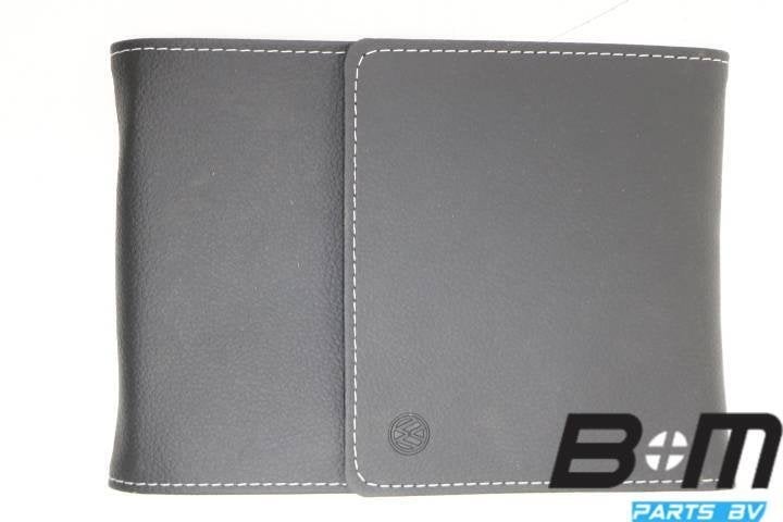 Mapje+Duitse handleiding VW Golf 8, Gebruikt
