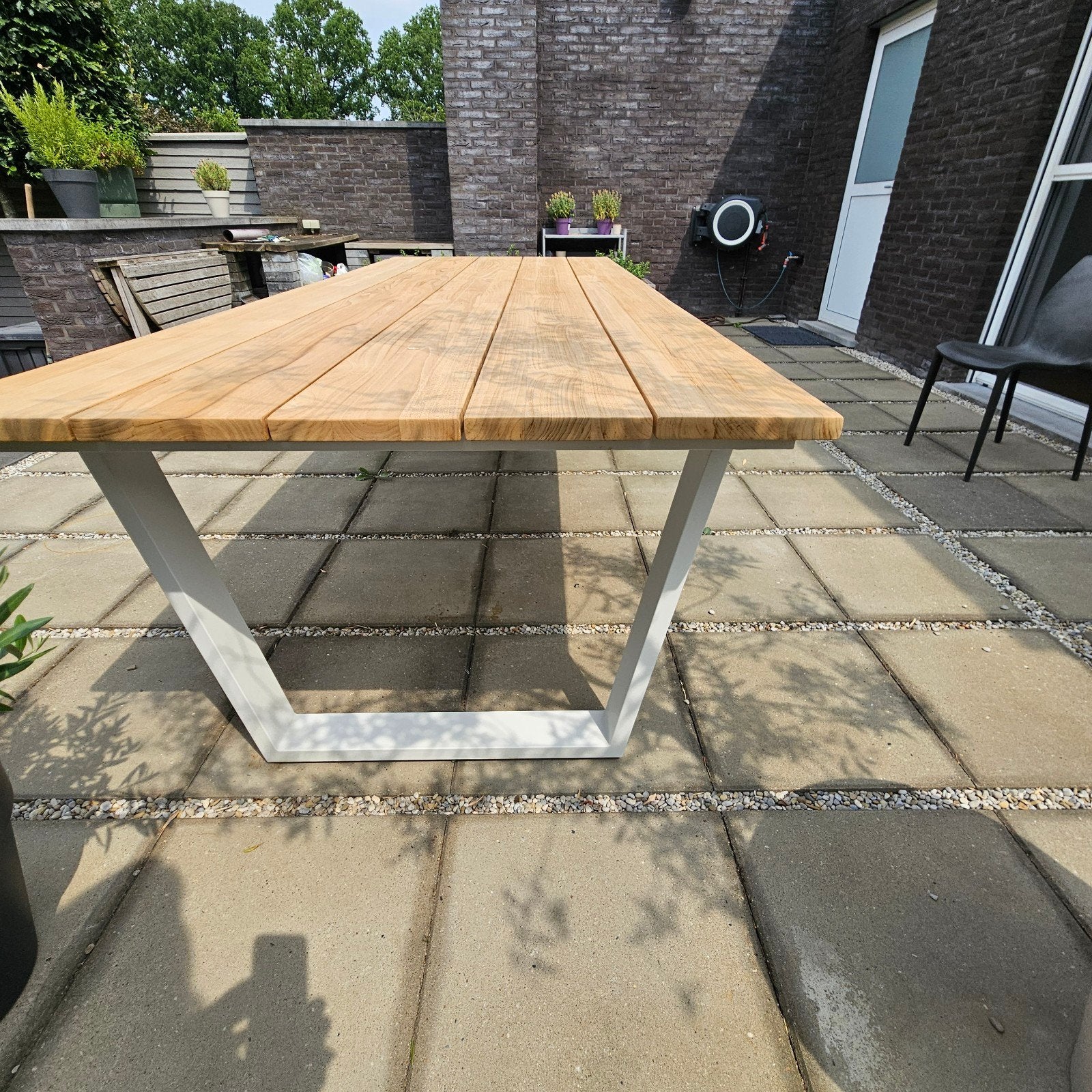 Tuintafel Nieuw. Teak tafelblad en wit aluminium L280xB110, Tuin en Terras, Tuintafels, Ophalen, Aluminium
