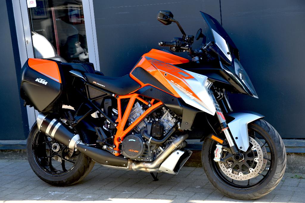 KTM 1290 SUPERDUKE GT ***MOTOVERTE.BE***, Motos, Motos | KTM, Entreprise, Autre, 2 cylindres, Occasion, Occasion, Enlèvement