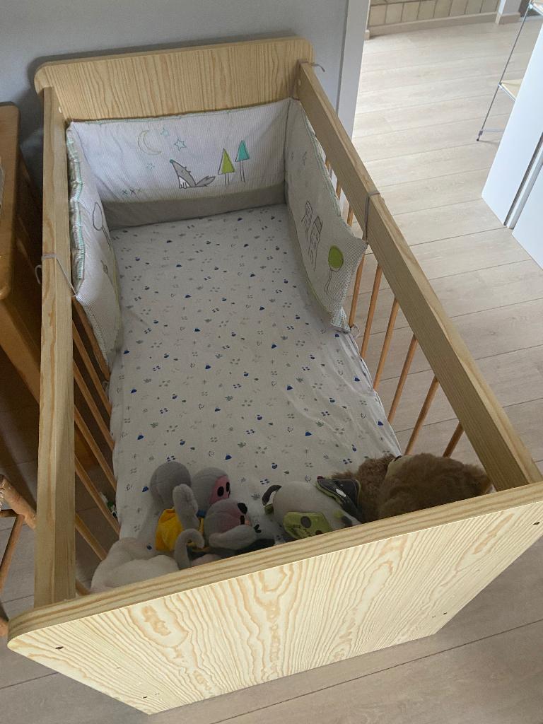 Lit bébé, Autres couleurs, Bébé, Une personne, Utilisé