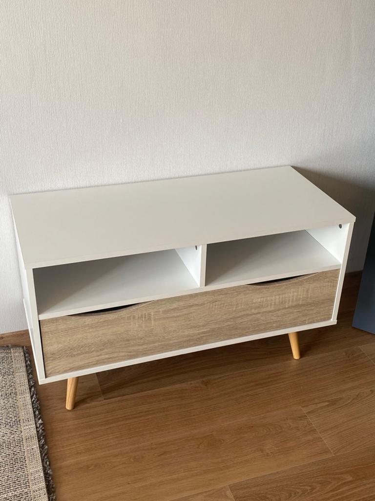 Tv kastje, Enlèvement, Comme neuf