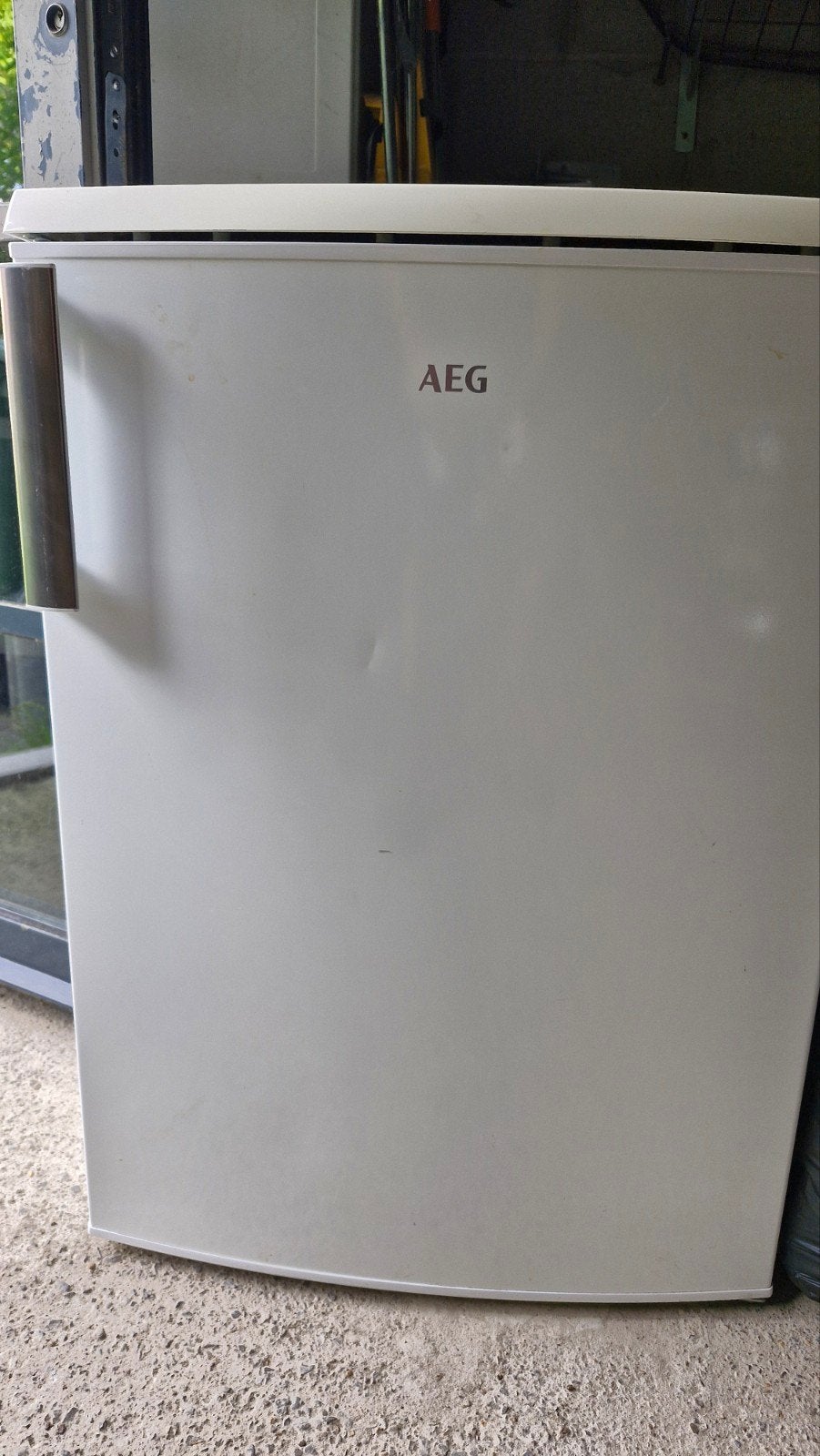 AEG koelkast met vriesvak, Elektronische apparatuur, Koelkasten en IJskasten, Ophalen, Met vriesvak, Minder dan 85 cm