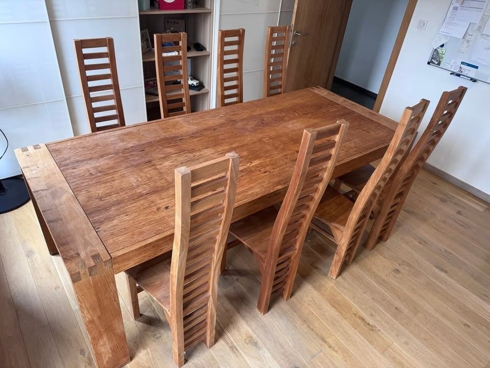 TABLE Vieux TECK MASSIF + 8 Chaises (Qualité Prémium), Maison & Meubles, Tables | Tables à manger, Teck, Comme neuf, 100 à 150 cm