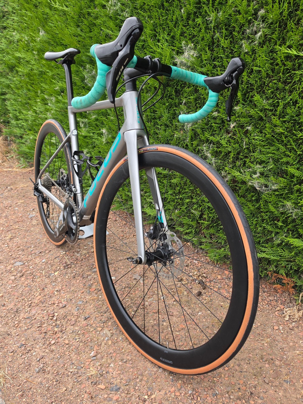 velo de route focus izalco max 8.7  full carbone, Ophalen, Carbon, Giant