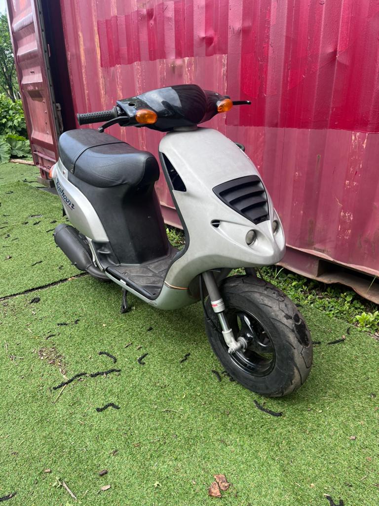 Piaggio typhoon/nrg a1, Fietsen en Brommers, Scooters | Piaggio, Ophalen, Tweetakt, Gebruikt, Overige modellen