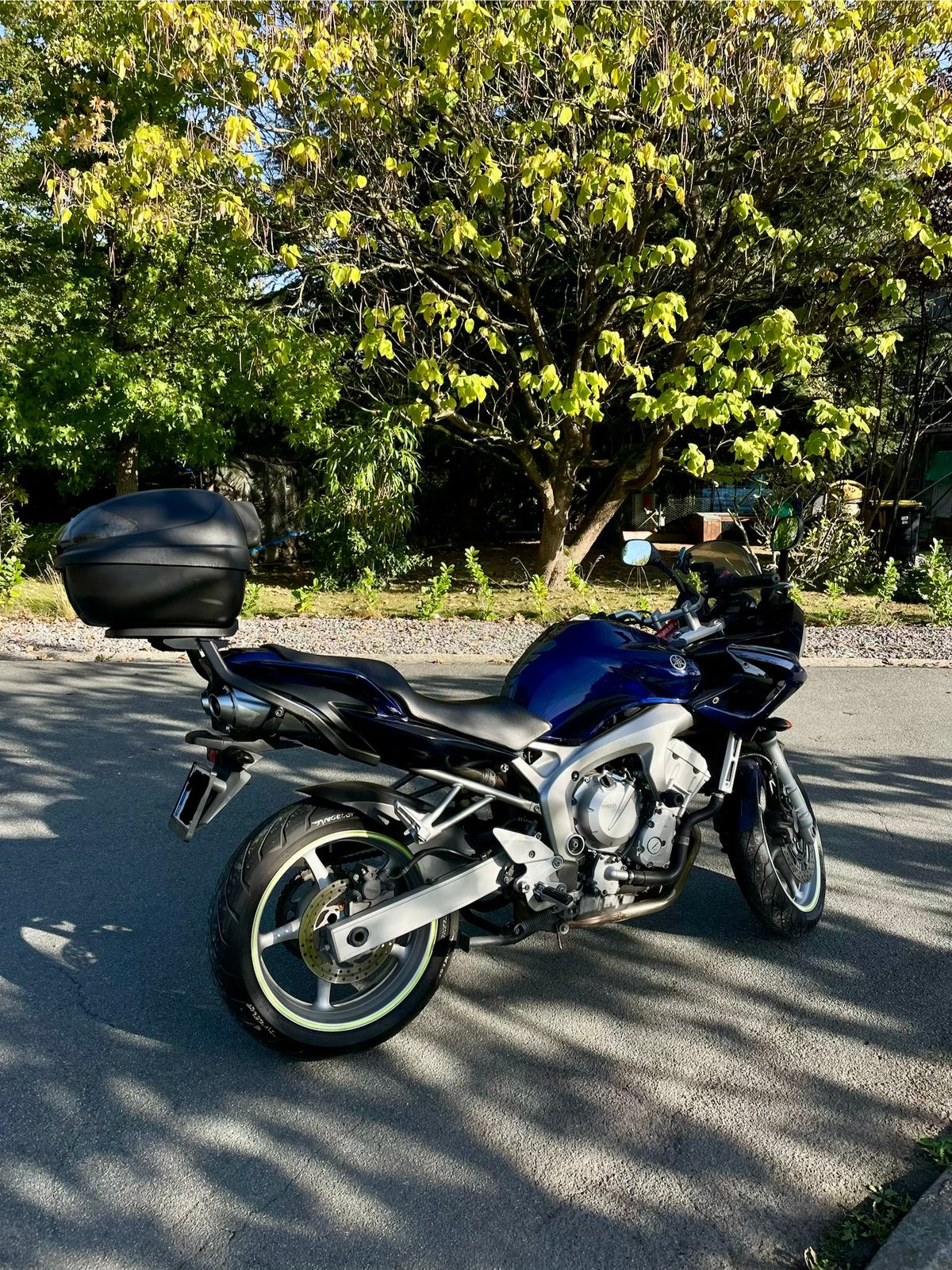 Yamaha FZ6, Motoren, Sportuitlaat, 4 cilinders, Sport, Particulier