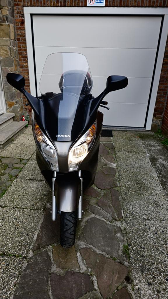 Honda silverwing 125 cc - ABS - IN PERFECTE STAAT !!, Particulier, 125 cc, 11 kW of minder, Automaat