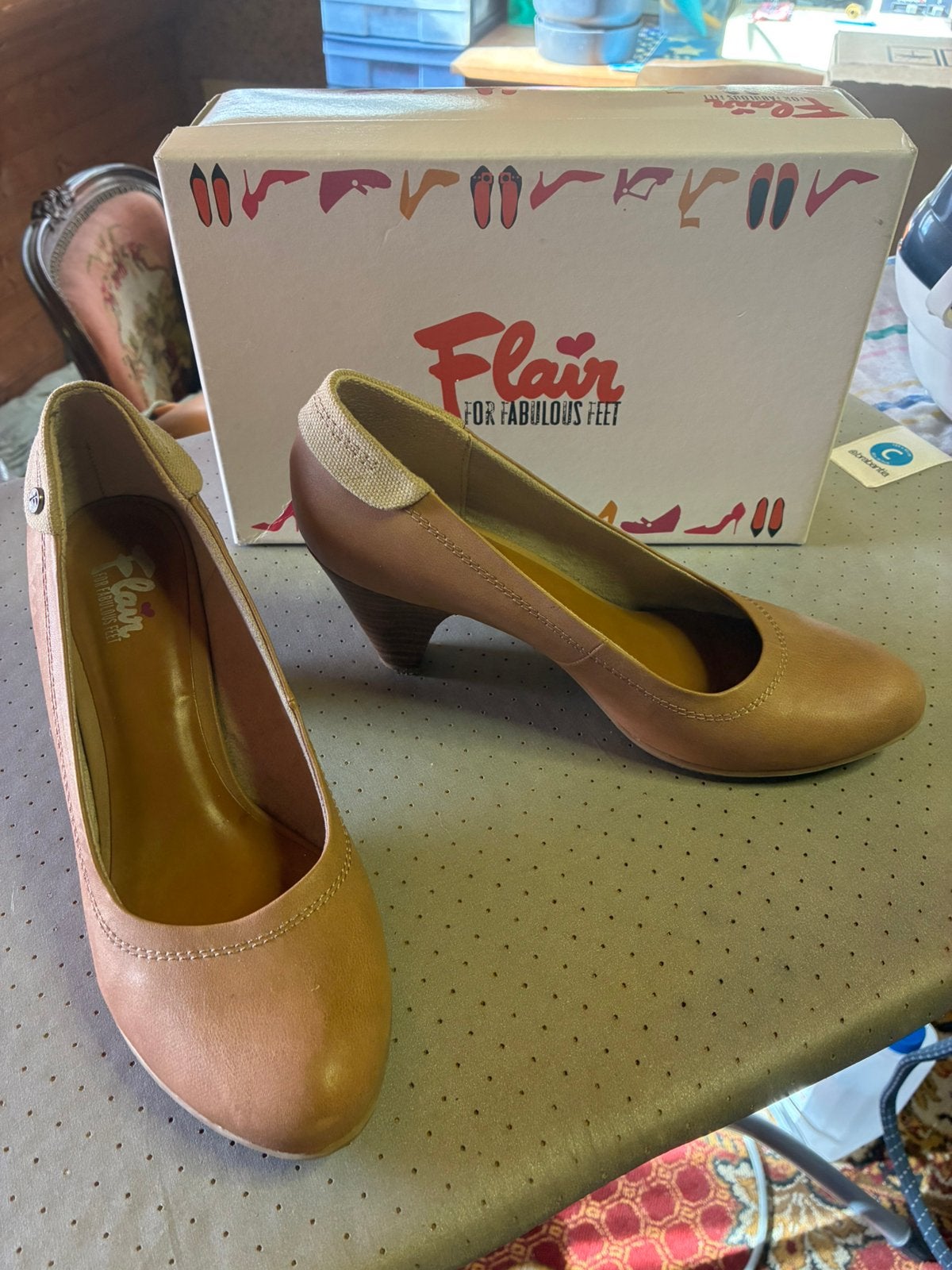 Pumps, Ophalen, Pumps, Beige, Zo goed als nieuw
