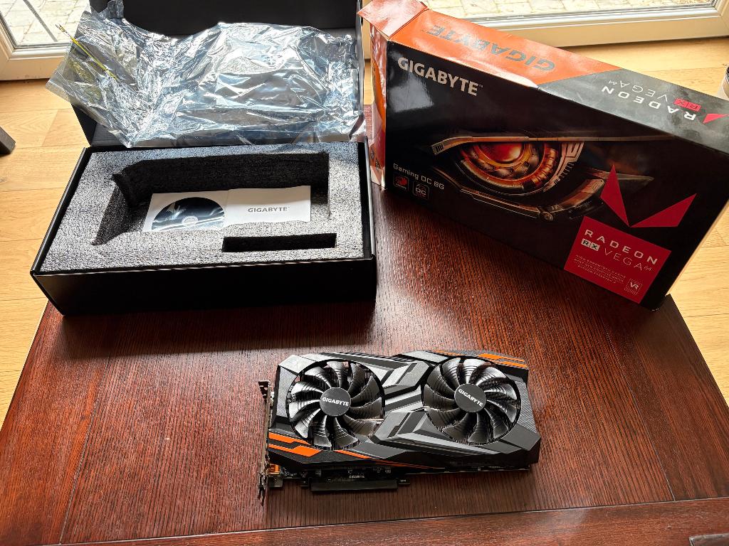Radeon RX Vega 64 - 8GB, Informatique & Logiciels, AMD, Comme neuf, Enlèvement, HDMI