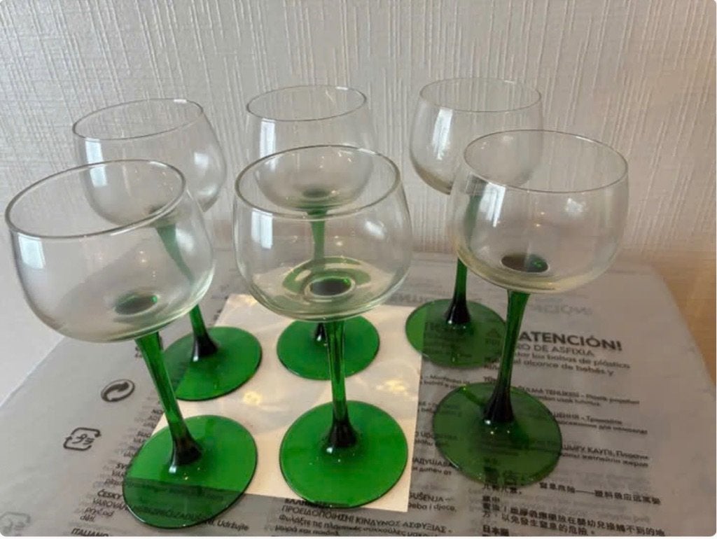 6x Verres à vin vintage avec tige verte - Alsac, Enlèvement ou Envoi, Comme neuf, Autres types