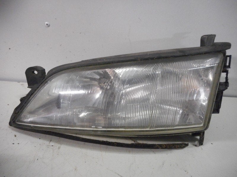 PHARE / OPTIQUE AVANT GAUCHE Opel Vectra B (36), Valeo, Opel, Utilisé, 100, rue de Courcelles
75017  Paris, FR