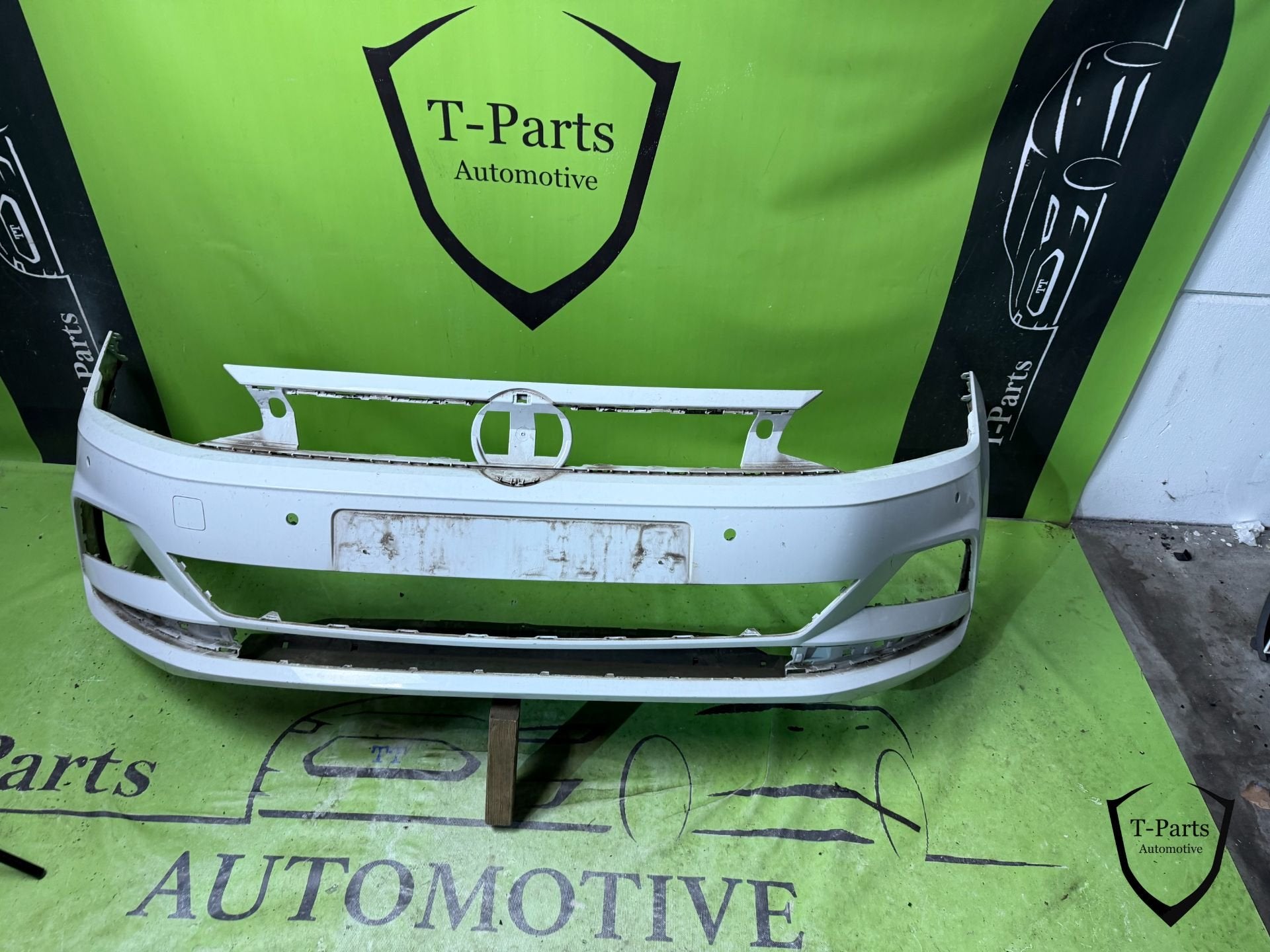 vw volkswagen polo 2G voorbumper bumper 17+ 4x pdc, Gebruikt, Volkswagen, Volkswagen AG, Vw@volkswagen.de