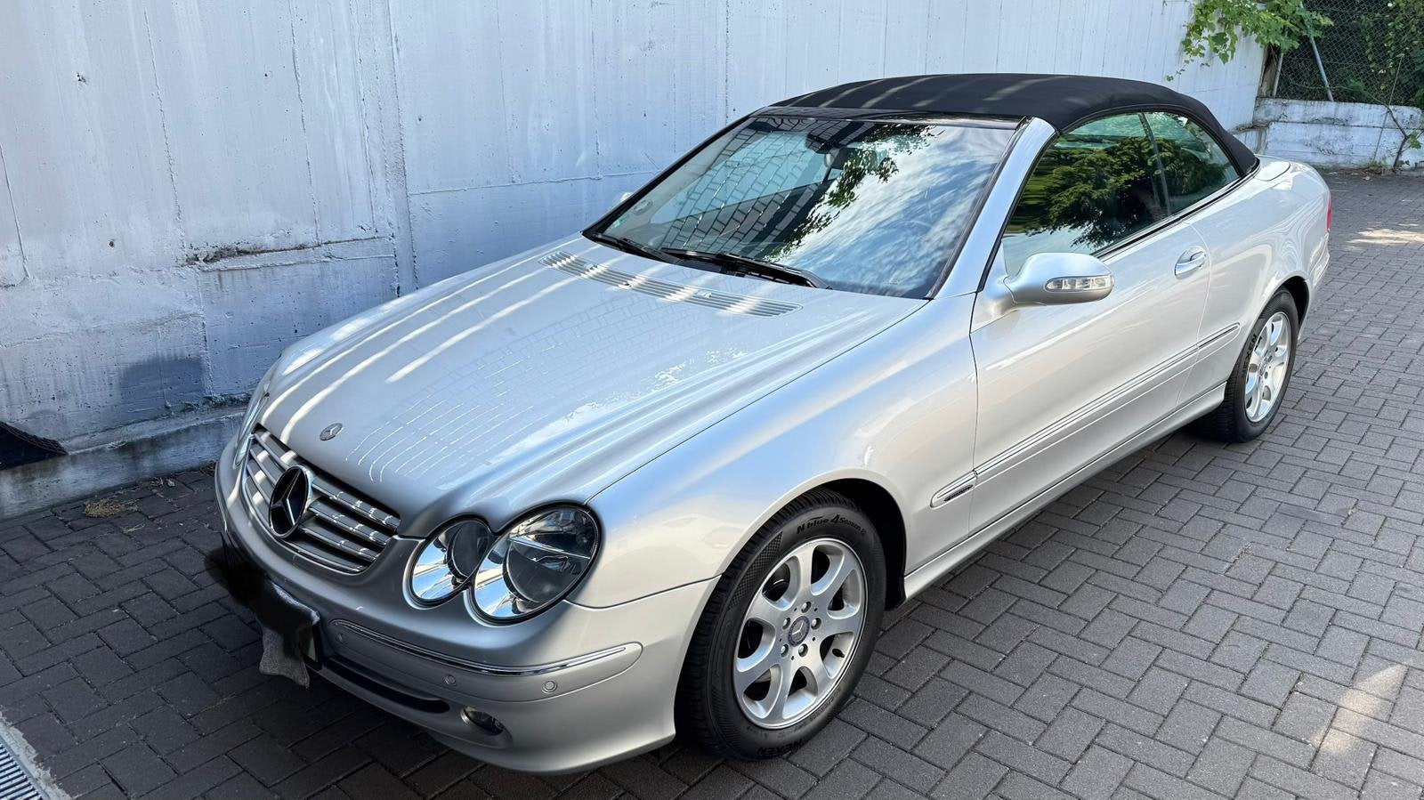 Mercedes-Benz CLK200, Autos, Mercedes-Benz, Particulier, CLK, ABS, Essence, Euro 4, Cabriolet, Automatique, Argent ou Gris, Noir