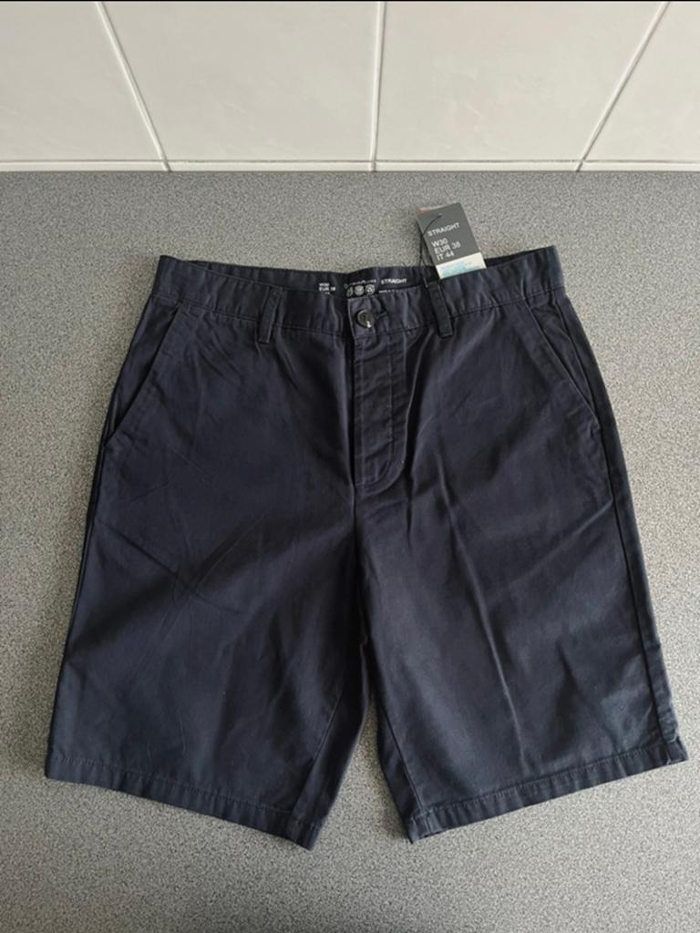 Blauwe chino short - W30 / EUR 38, Vêtements | Hommes, Pantalons, Enlèvement ou Envoi, Neuf, Bleu