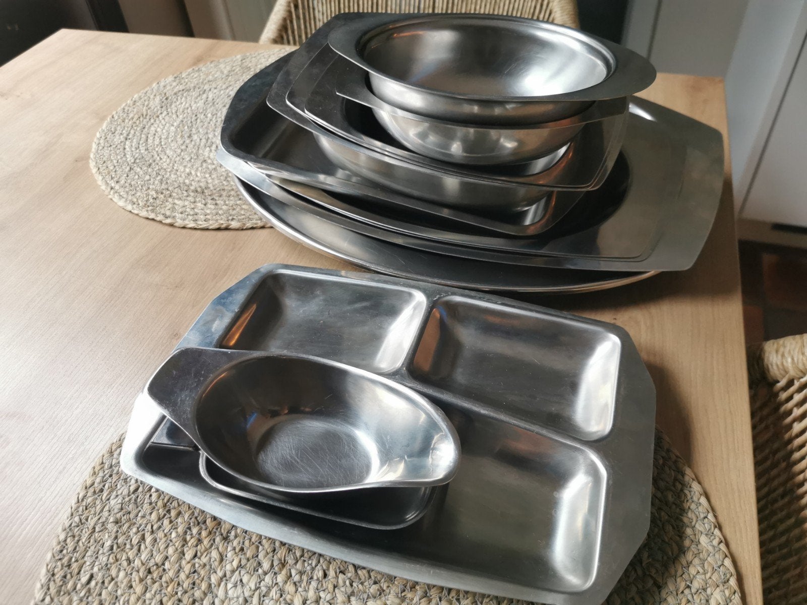 Inox schotels in propere en goede staat.13 stuks.
vp slechts, Huis en Inrichting, Ophalen, Zo goed als nieuw, Inox