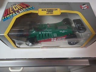 Alfa romeo's  1:24, Ophalen of Verzenden, Nieuw, Auto, Burago
