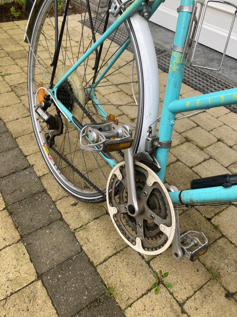 Vélo dames vintage à donner, Fietsen en Brommers, Gebruikt, Velgrem, Versnellingen, Ophalen