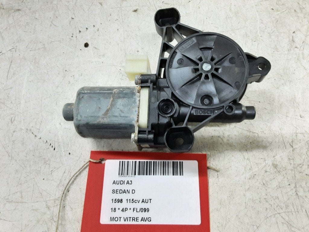 MOTEUR LEVE VITRE ELECTRIQUE AVANT GAUCHE Audi, Autos : Pièces & Accessoires, Gauche, Mevr. I. Hauben, Audi, Utilisé