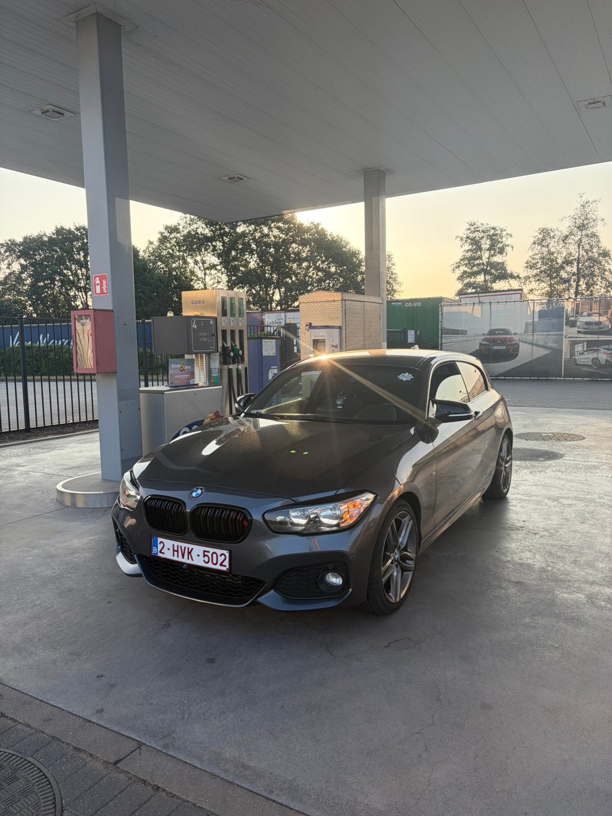Bmw 120i shadow line, Autos, Argent ou Gris, Euro 6, Alcantara, Noir