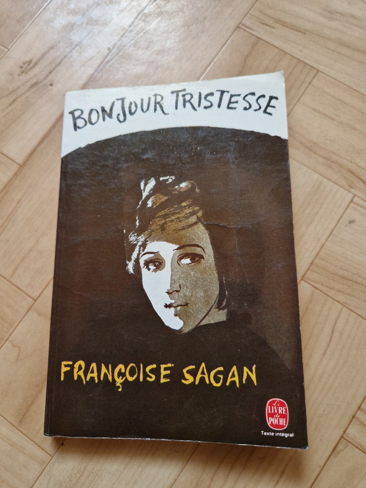 livre de poche Bonjour tristesse de Françoise Sagan, Enlèvement ou Envoi