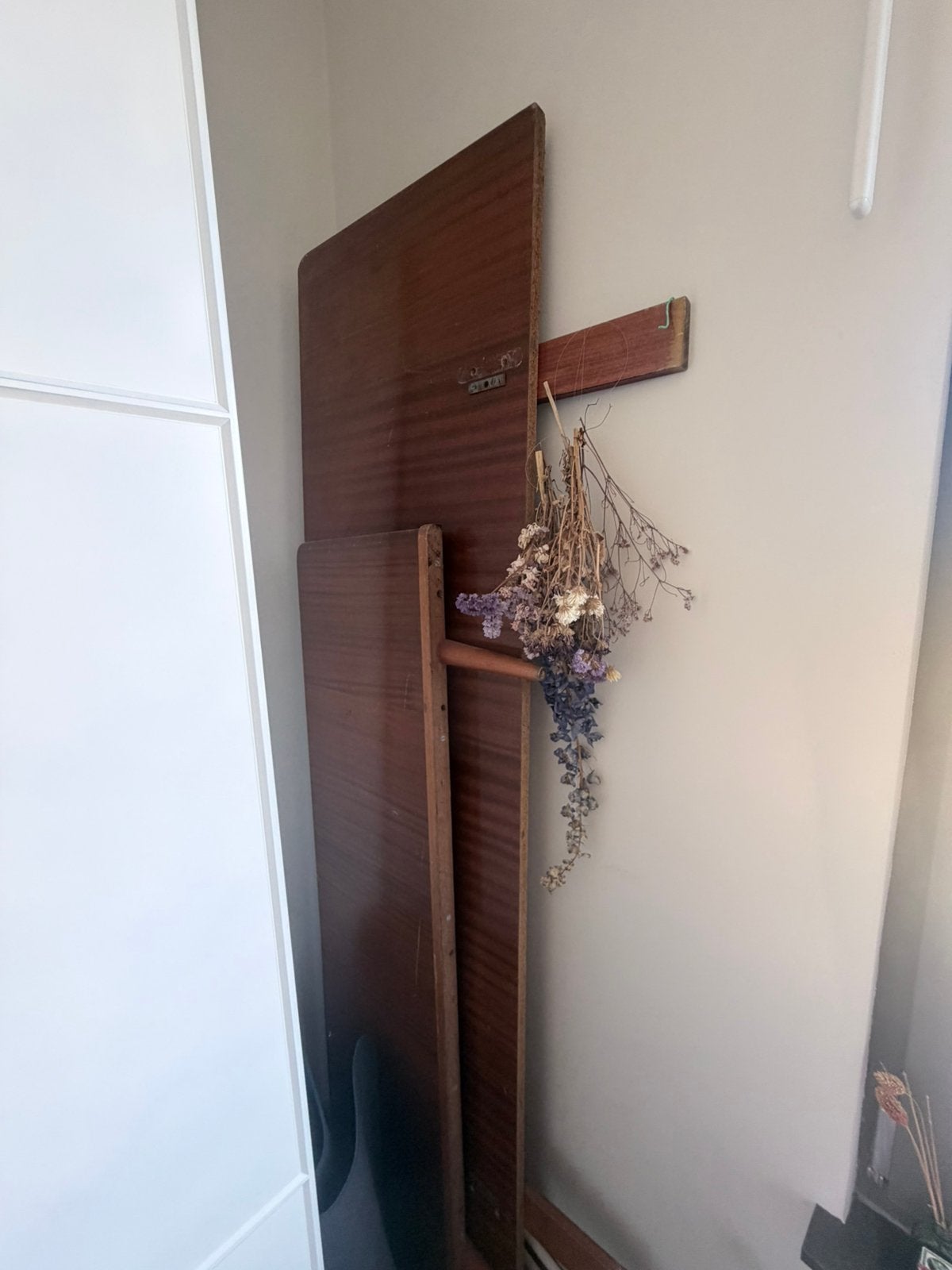 Gratis vintage bedframe, Ophalen, Gebruikt, Twijfelaar
