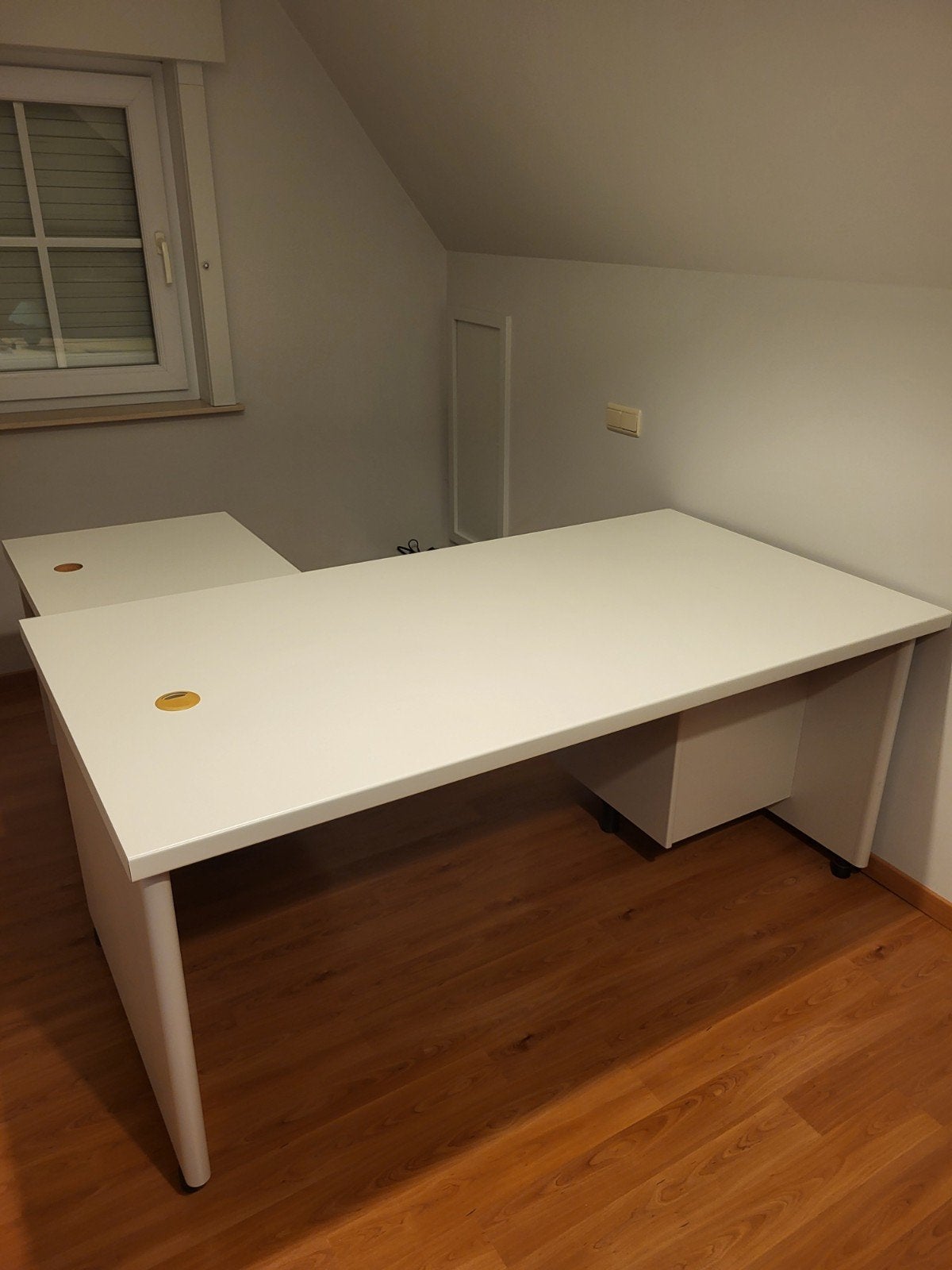 Bureau, Enlèvement, Blanc