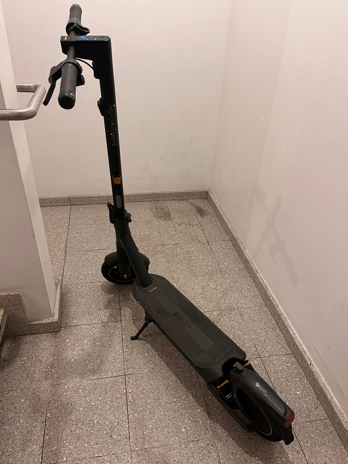 Ninebot G2 max 🟡⚫️ PRIJS VAST‼️, Fietsen en Brommers, Ophalen, Gebruikt, Elektrische step (E-scooter)