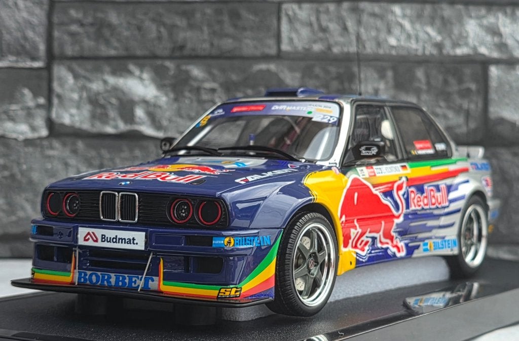 BMW E30 V8 Drift 1/18ème ottomobile, Neuf, OttOMobile, Enlèvement ou Envoi, Voiture
