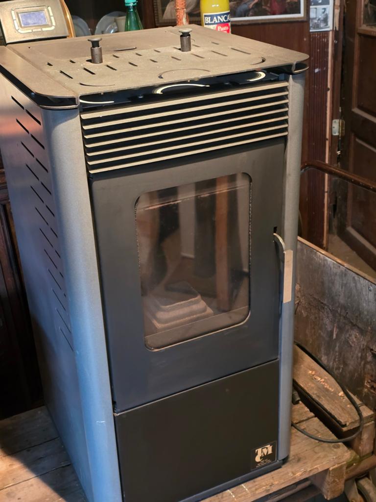 Pelletkachel TMC italiaanse kachel 9.3 kw, Huis en Inrichting, Kachels, Ophalen of Verzenden, Pelletkachel