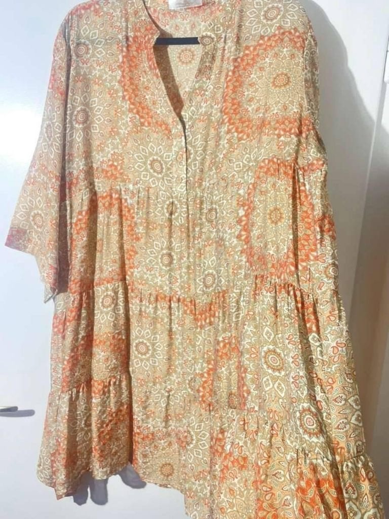Robe et tunique 38/40, Vêtements | Femmes, Robes, Neuf, Taille 38/40 (M), Enlèvement ou Envoi, Autres couleurs