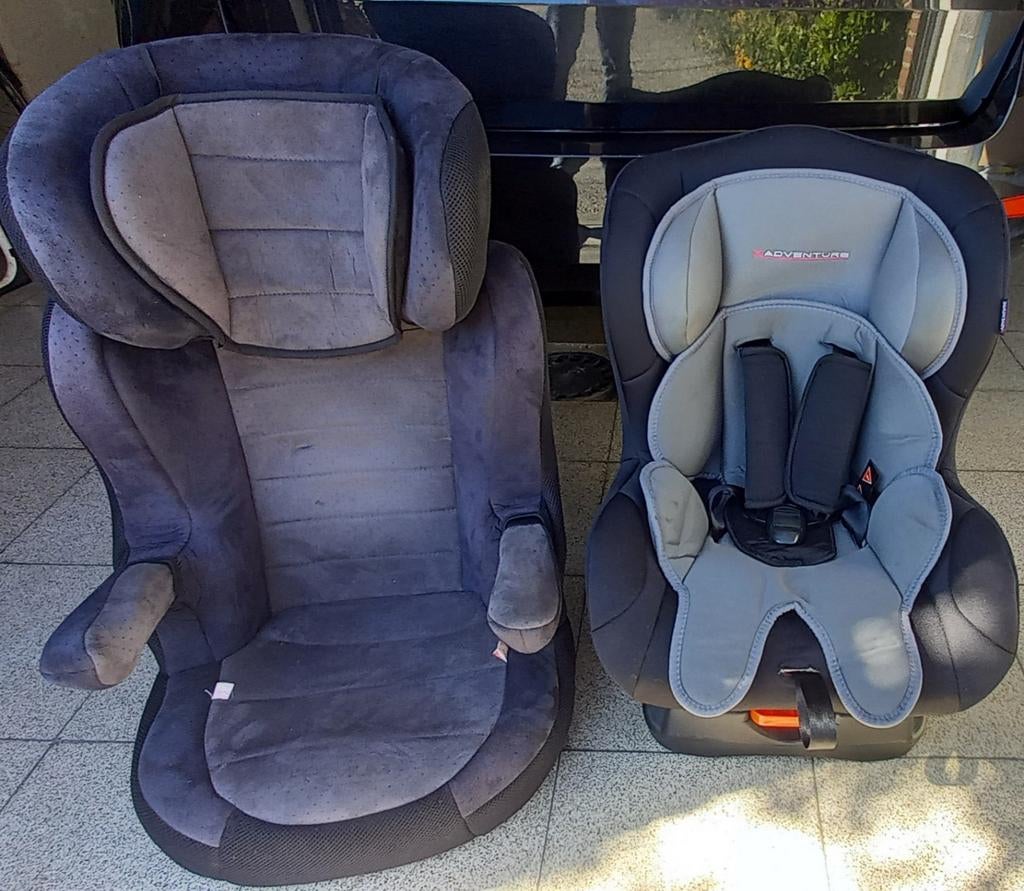 Twee autostoeltjes baby's en kindjes, Ophalen
